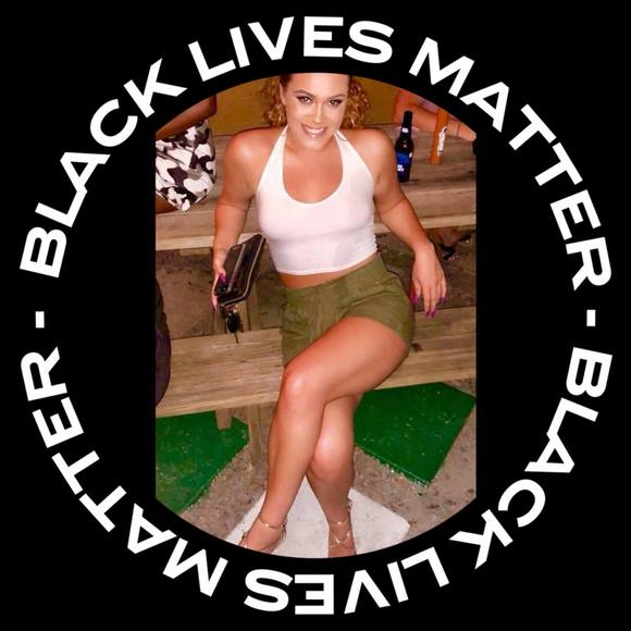 Meet your Posher, Ashton - Picture 1 of 1